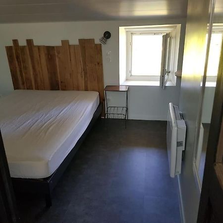 Petite Maison Type Loft En Plein Bourg D'Ambazac Екстериор снимка